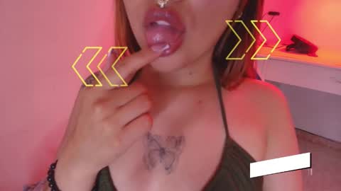 Snapshot of saelivrae chatting on February 21, 6:53 pm Cami online show from February 21, 6:53 pm