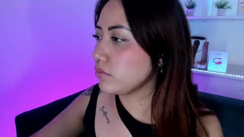 Snapshot of saelivrae chatting on February 25, 7:34 pm Cami online show from February 25, 7:34 pm