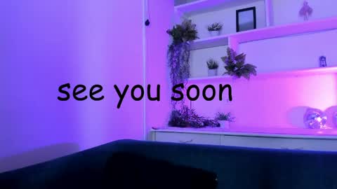 Cami online show from June 6, 11:37 am