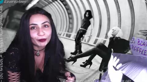 Snapshot of safaeri chatting on October 9, 10:19 pm Safa online show from October 9, 10:19 pm