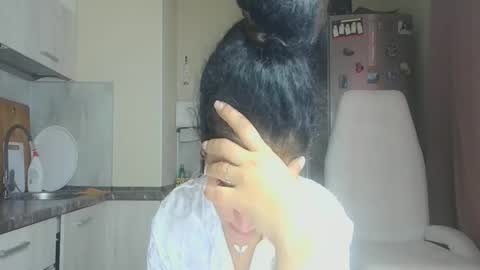 Queen online show from October 29, 11:56 am