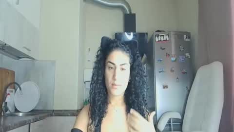 Queen online show from November 17, 10:54 am