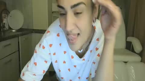 Queen online show from November 21, 2:05 pm