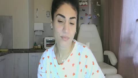 Queen online show from November 22, 10:25 am