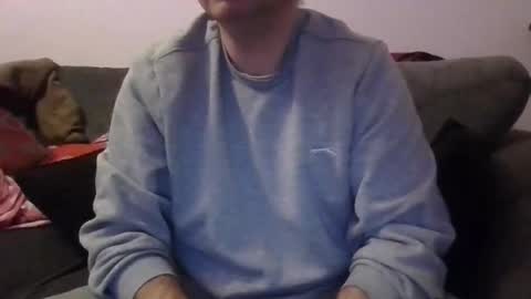 Snapshot of saggyballs83 chatting on March 8, 8:01 pm saggyballs83 online show from March 8, 8:01 pm