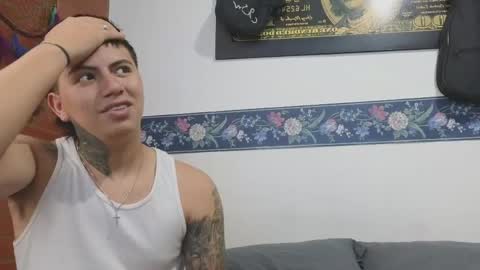 Sahara y Thiago online show from April 13, 11:37 am