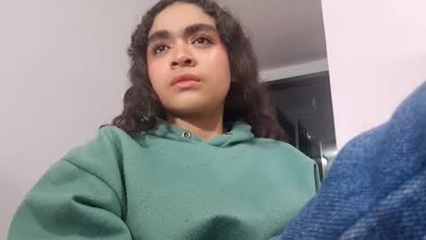 sara online show from February 27, 1:27 am