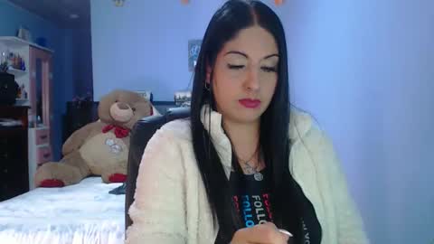 Snapshot of sahotlove1 chatting on June 4, 6:58 pm Karina online show from June 4, 6:58 pm