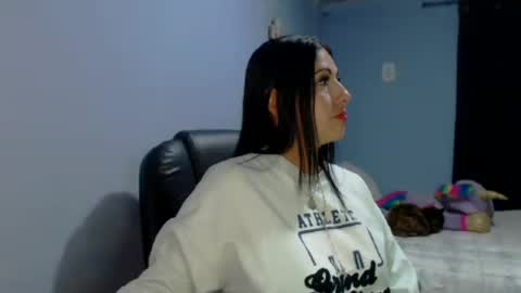 Snapshot of sahotlove1 chatting on July 30, 1:37 am Karina online show from July 30, 1:37 am