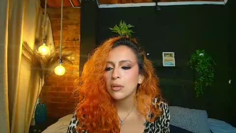 SARA online show from June 8, 3:01 pm