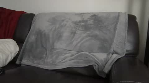 Snapshot of sai20041986 chatting on December 3, 2:49 pm sai20041986 online show from December 3, 2:49 pm