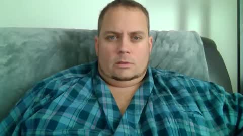 Snapshot of sai20041986 chatting on December 6, 2:28 pm sai20041986 online show from December 6, 2:28 pm