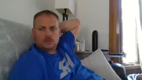 Snapshot of sai20041986 chatting on October 10, 6:18 pm sai20041986 online show from October 10, 6:18 pm