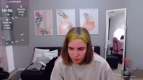 Adel online show from March 17, 7:12 am