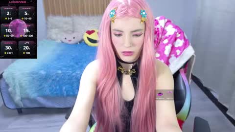 Snapshot of sailor_moon07 chatting on September 28, 5:02 am sailor online show from September 28, 5:02 am