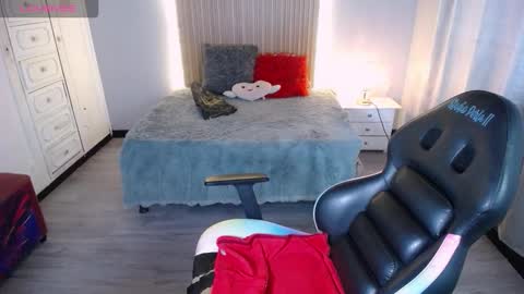 sailor online show from February 13, 3:35 am