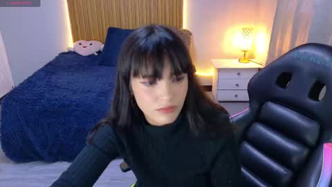 Snapshot of sailor_moon07 chatting on May 21, 4:41 am sailor online show from May 21, 4:41 am