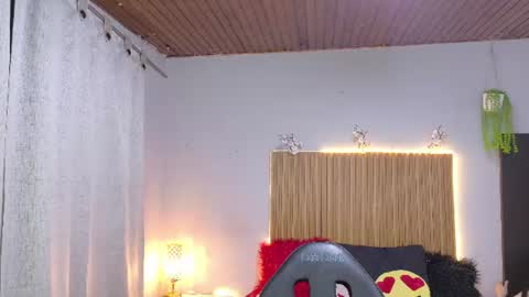 Snapshot of sailor_moon07 chatting on July 25, 4:54 am sailor online show from July 25, 4:54 am