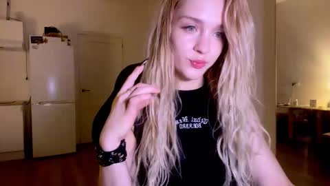 Sofia online show from December 16, 8:25 pm