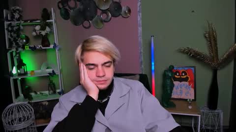 saimon_best online show from November 12, 7:20 am