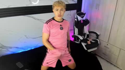 Juan online show from October 30, 12:28 pm