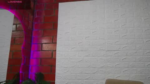 Snapshot of sainix_ chatting on March 21, 5:56 am sainix_ online show from March 21, 5:56 am