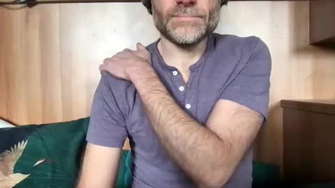 Snapshot of saint009 chatting on February 14, 1:29 pm saint009 online show from February 14, 1:29 pm