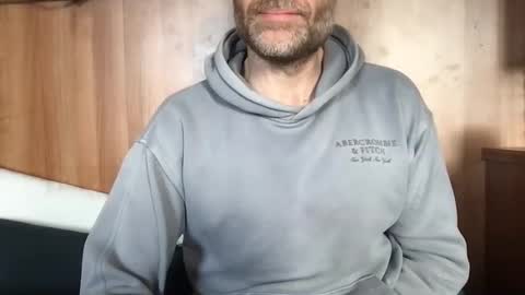 Snapshot of saint009 chatting on February 22, 11:13 am saint009 online show from February 22, 11:13 am