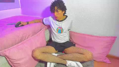 saint_dark online show from November 23, 2:50 pm