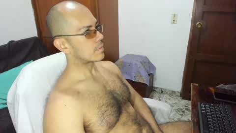 saintedy01 online show from April 20, 12:52 pm