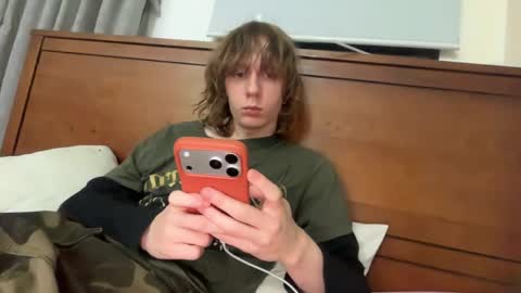 Snapshot of saintfawn chatting on April 28, 10:48 pm saintfawn online show from April 28, 10:48 pm