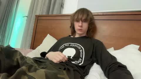 Snapshot of saintfawn chatting on May 6, 1:03 am saintfawn online show from May 6, 1:03 am