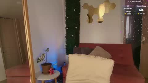 sairy_ online show from March 25, 12:33 pm