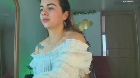 Snapshot of sairy_ chatting on May 2, 5:18 pm sairy_ online show from May 2, 5:18 pm