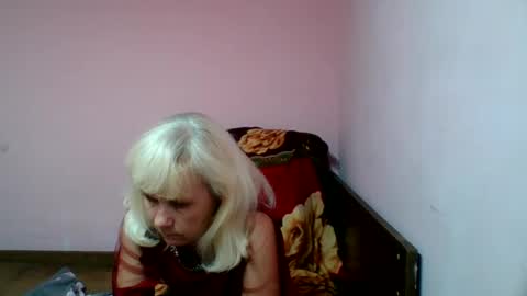 Snapshot of sakura_blonde chatting on January 19, 10:17 pm sakura_blonde online show from January 19, 10:17 pm