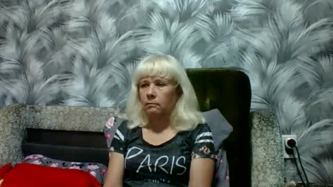 Snapshot of sakura_blonde chatting on October 29, 5:31 am sakura_blonde online show from October 29, 5:31 am