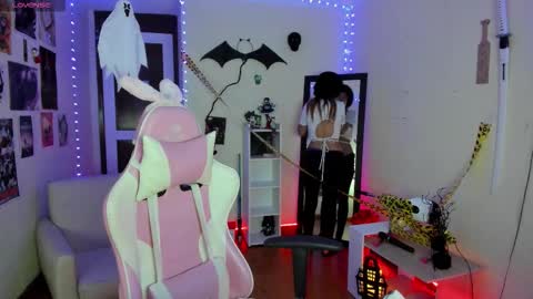 sakura_of online show from October 24, 11:06 am