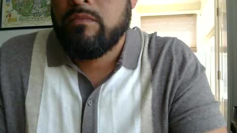 sal cumplaciente online show from April 8, 6:52 pm