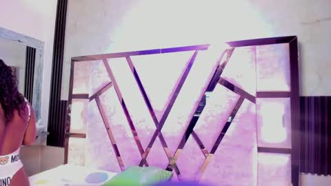 salem_rosee online show from April 8, 2:00 am