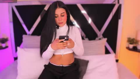 Snapshot of salem_sp chatting on October 22, 11:32 am Salem online show from October 22, 11:32 am