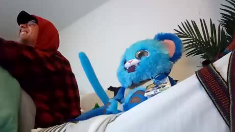 Snapshot of salis1981 chatting on January 22, 2:04 am salis1981 online show from January 22, 2:04 am