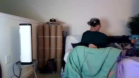 Snapshot of salis1981 chatting on January 26, 1:31 am salis1981 online show from January 26, 1:31 am