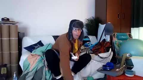 Snapshot of salis1981 chatting on January 28, 12:57 am salis1981 online show from January 28, 12:57 am