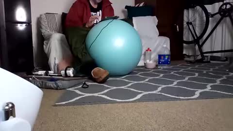 Snapshot of salis1981 chatting on February 17, 6:09 am salis1981 online show from February 17, 6:09 am