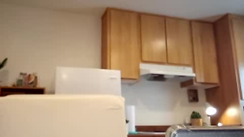 Snapshot of salis1981 chatting on March 2, 5:36 pm salis1981 online show from March 2, 5:36 pm