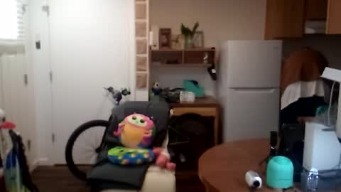 Snapshot of salis1981 chatting on September 25, 6:33 pm salis1981 online show from September 25, 6:33 pm