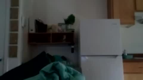 Snapshot of salis1981 chatting on October 25, 6:02 pm salis1981 online show from October 25, 6:02 pm