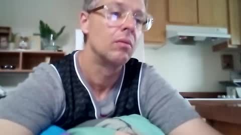 Snapshot of salis1981 chatting on November 5, 7:03 pm salis1981 online show from November 5, 7:03 pm