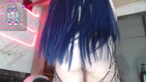  salloy  online show from April 8, 3:23 pm