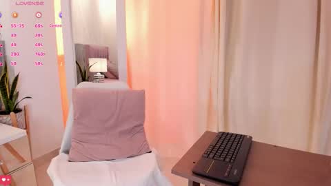 Silvia online show from February 21, 1:01 pm